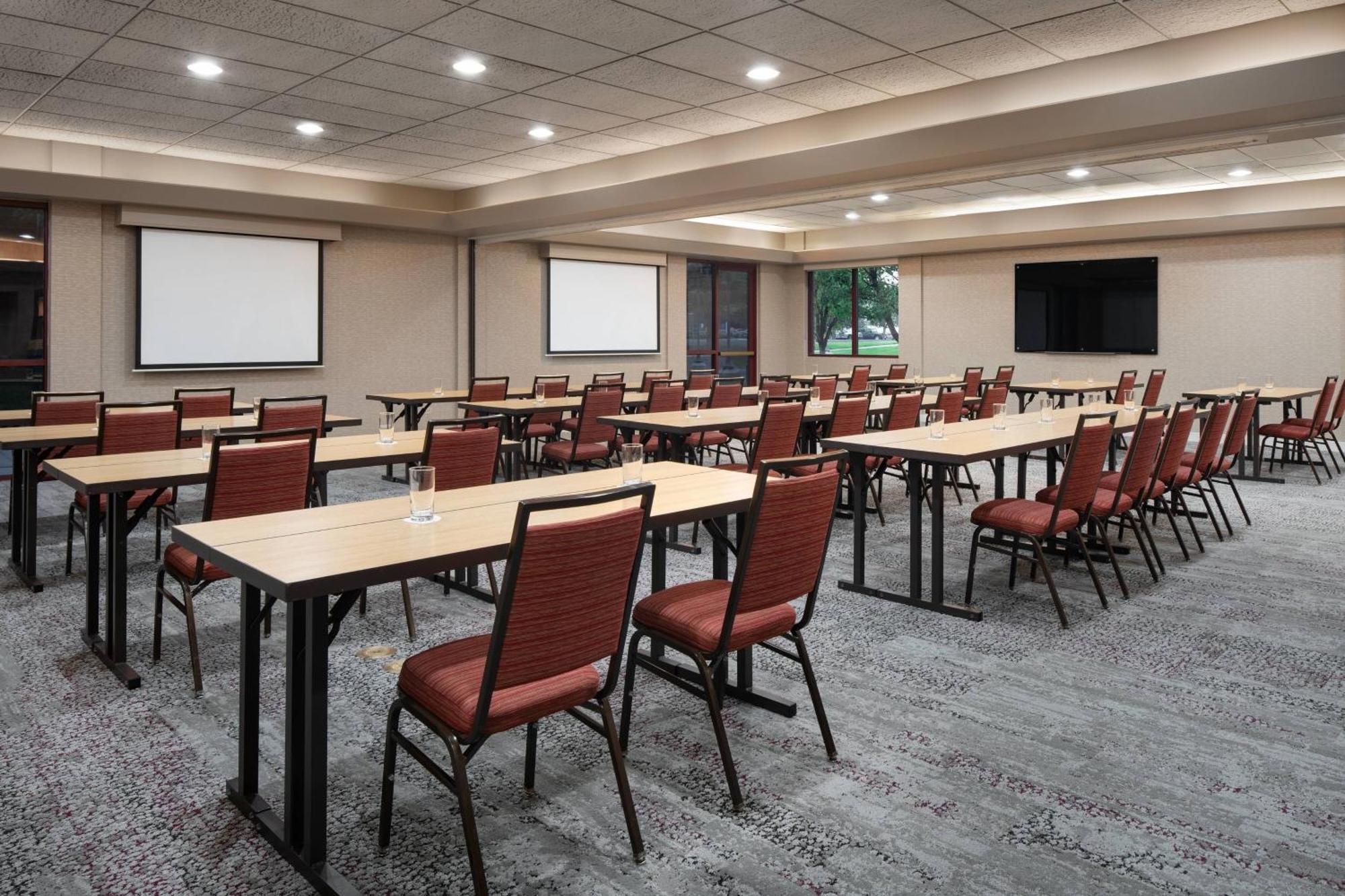 Courtyard By Marriott Denver Airport Ngoại thất bức ảnh