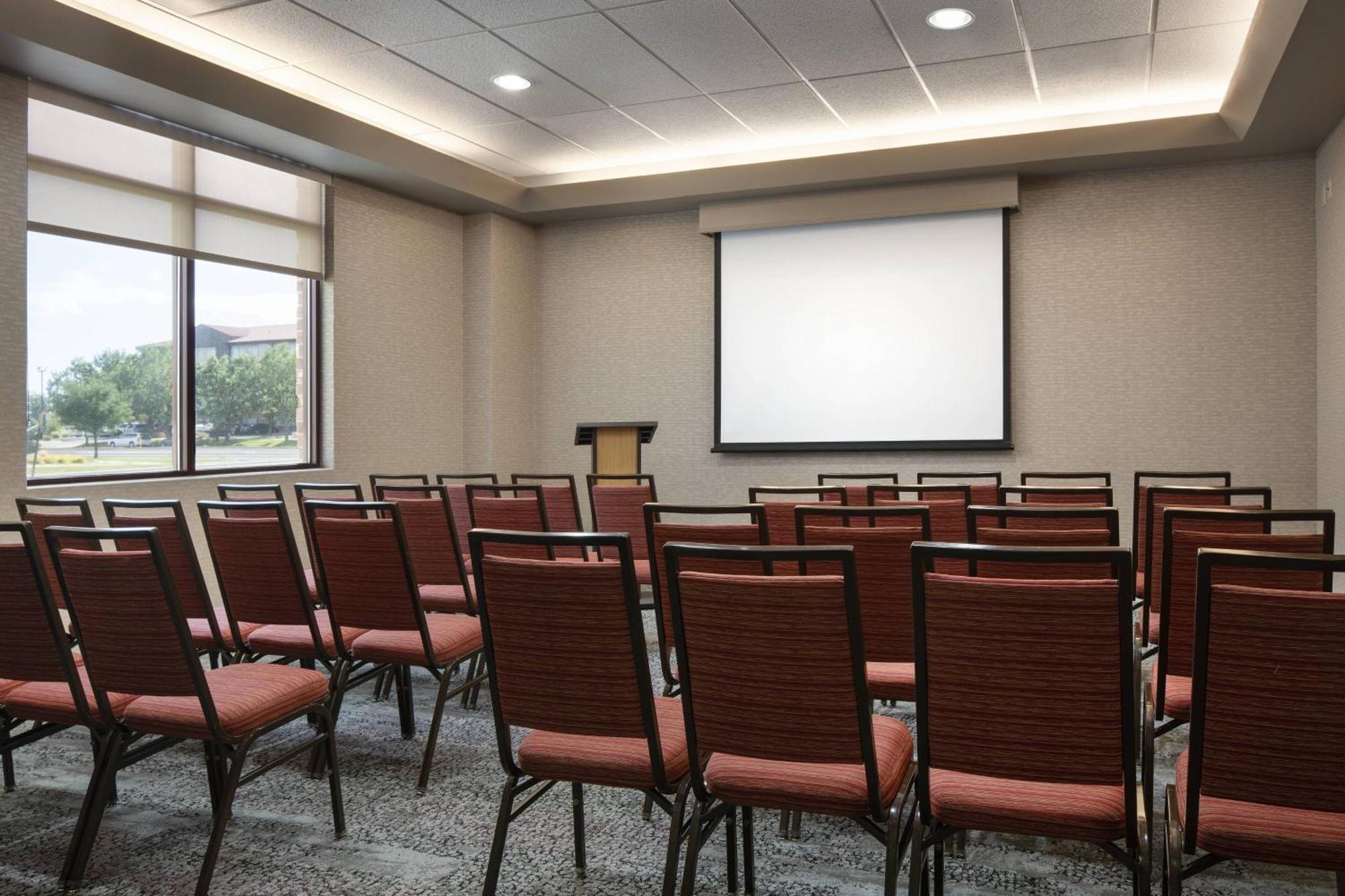 Courtyard By Marriott Denver Airport Ngoại thất bức ảnh