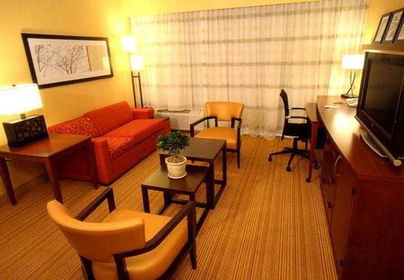 Courtyard By Marriott Denver Airport Phòng bức ảnh
